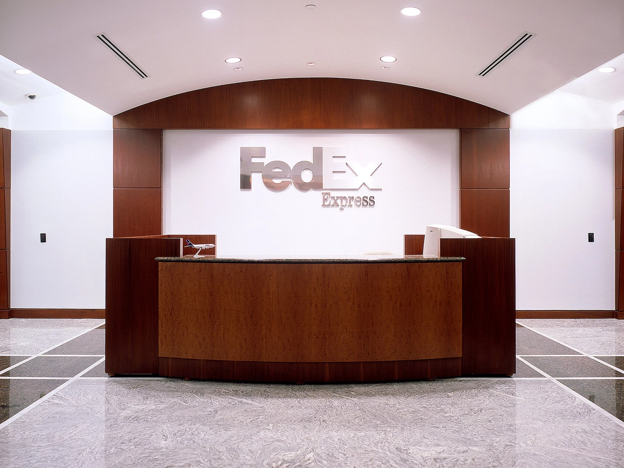 FedEx