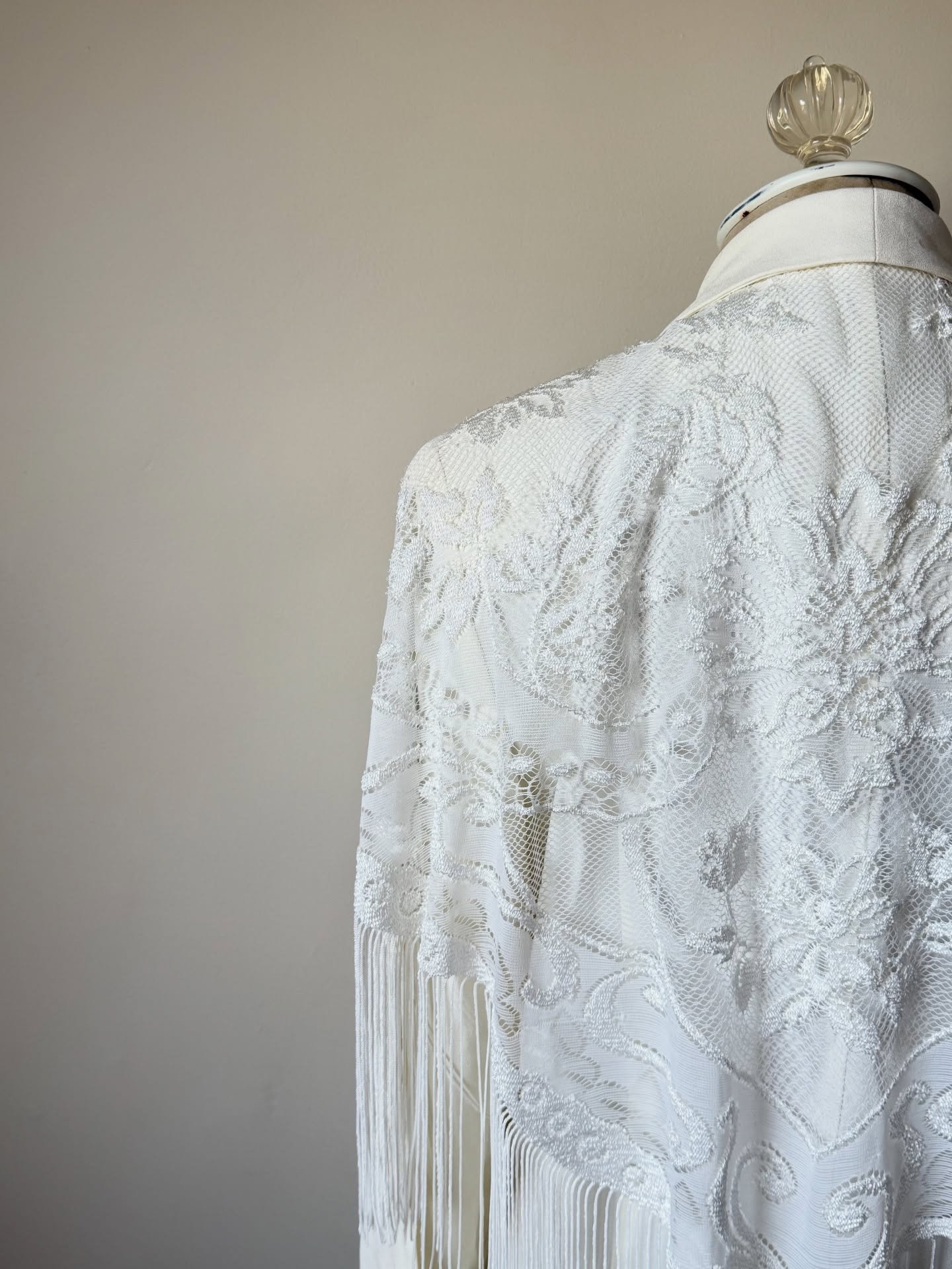 Vintage blazer of our dreams. 

#vintage #vintagelove #vintagefinds #vintagestore #bridalstyle #bridalfashion #vintagebridal