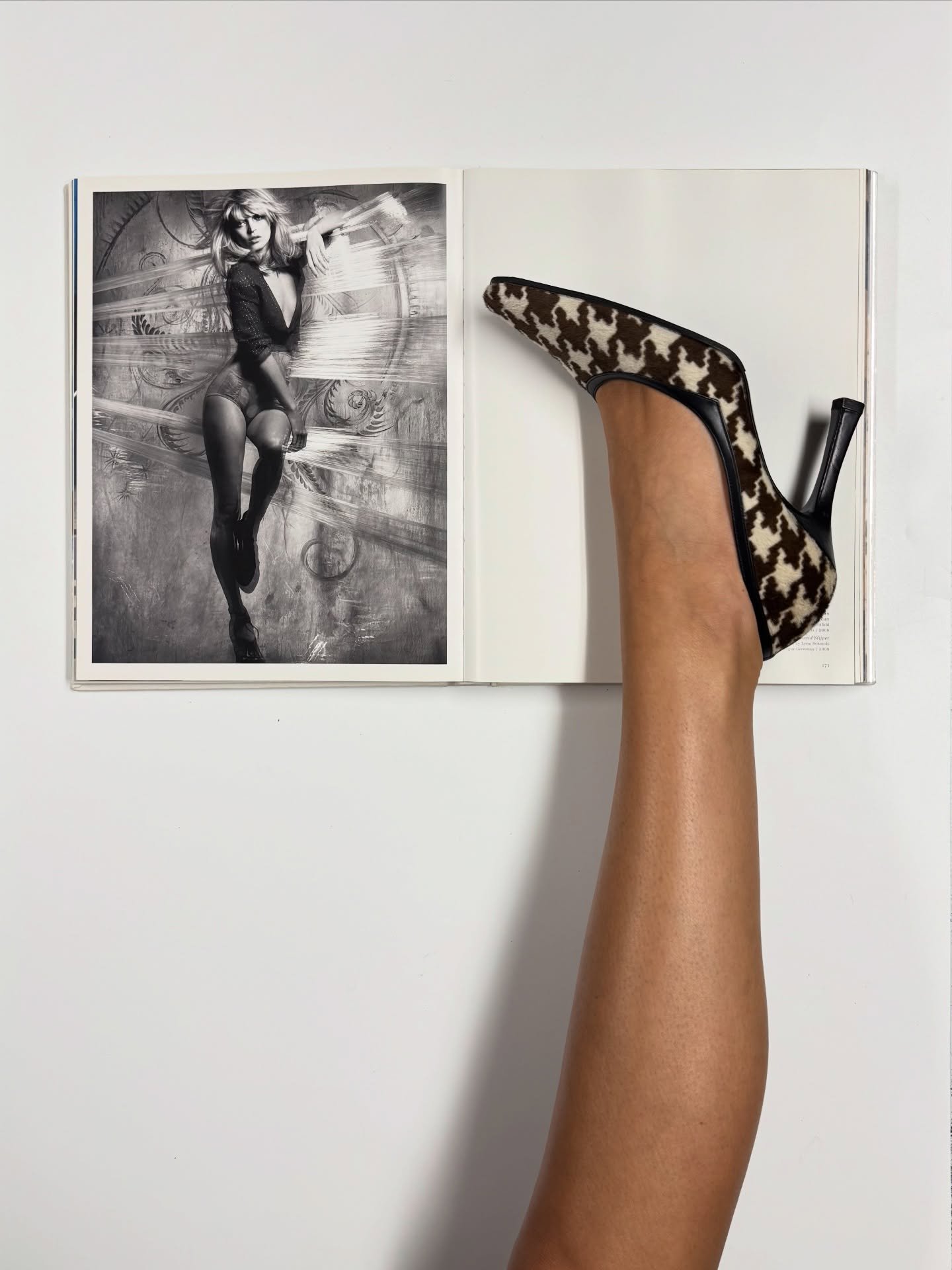 Ponyhair and suede: our winter heel essentials. 
Available now gimirarity.com 🤍

#gimirarity #curatedvintage #vintageluxury #luxuryvintage #archivalstyle #vintageshop #rarefinds #vintagestyle #modernvintage