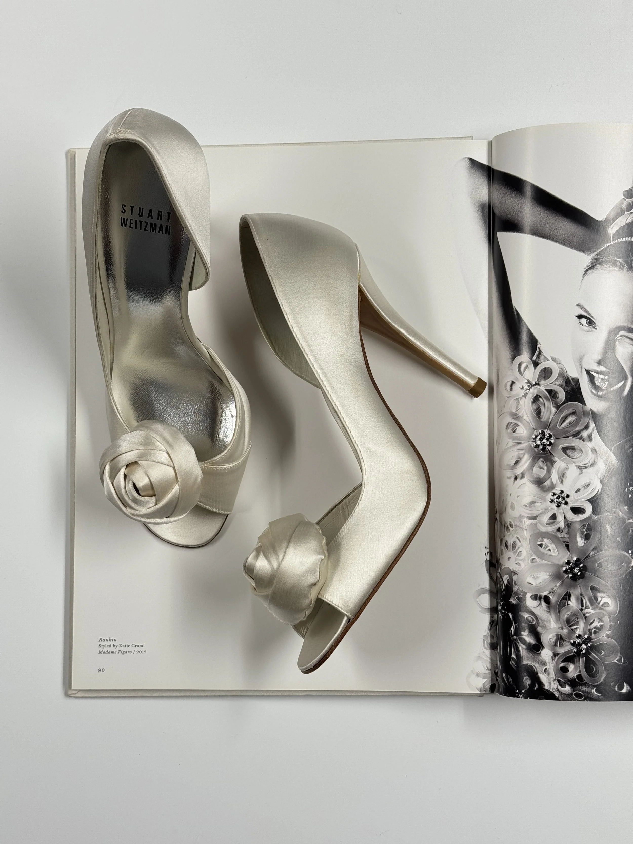 Stuart Weitzman Heel - Size 5.5 - GIMI RARITY