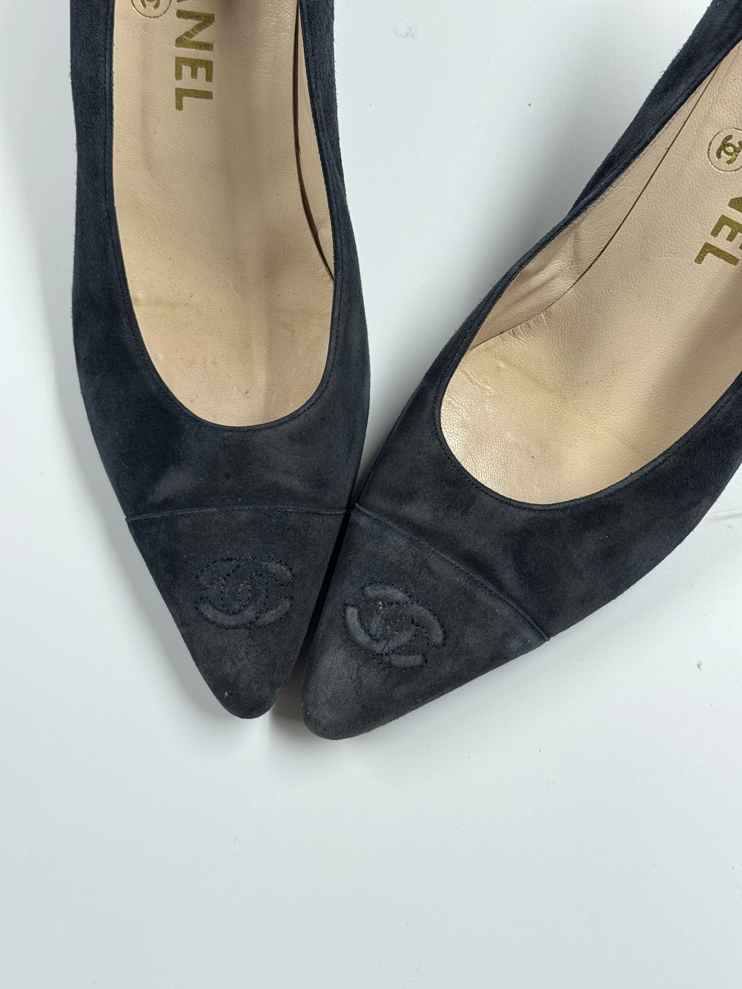 Chanel Suede Chevre Heels - Size 40 - GIMI RARITY