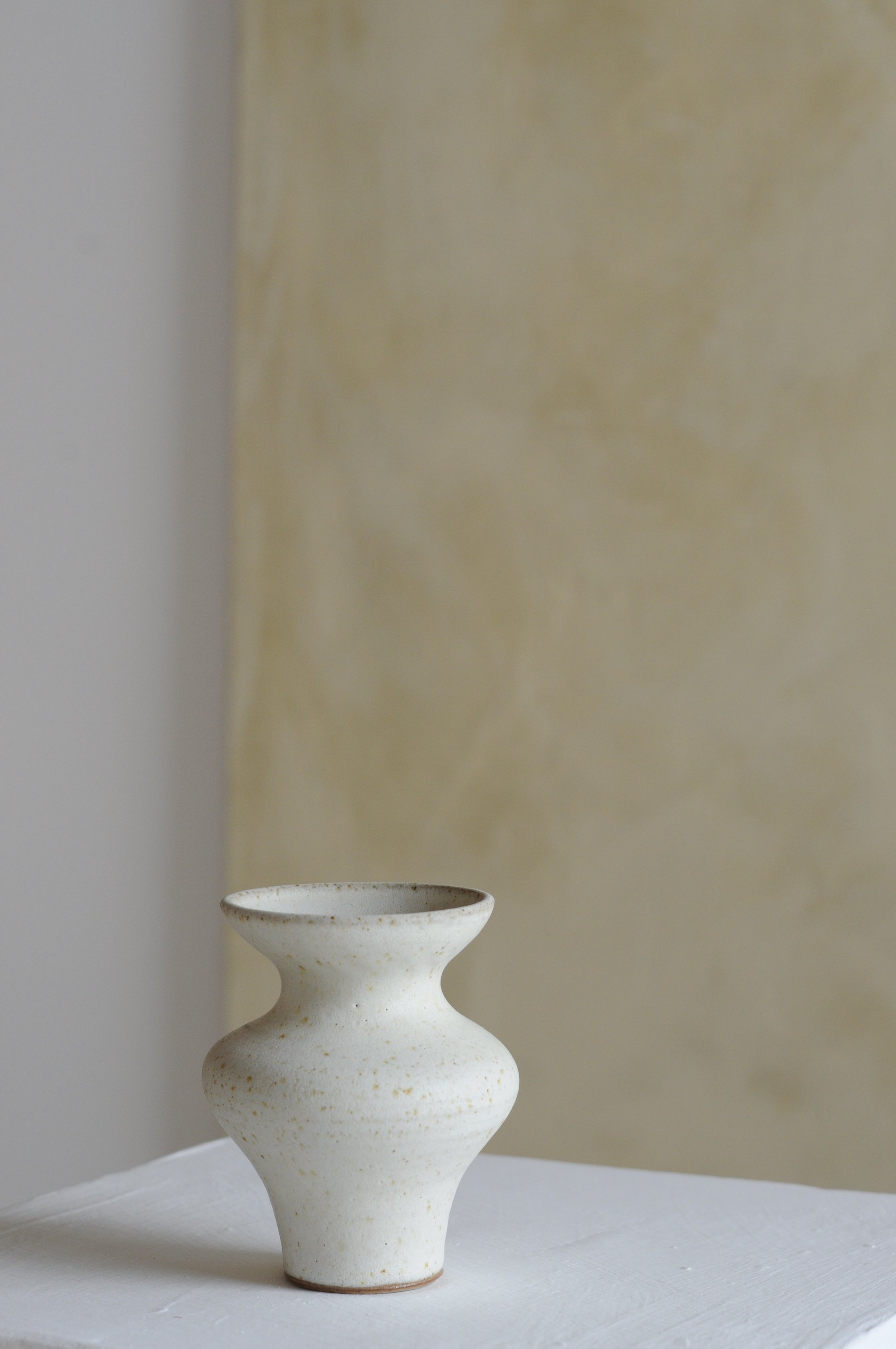 Bud Vase in Mist White