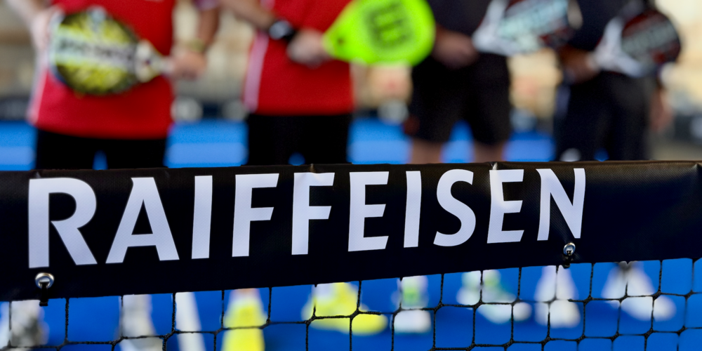 Mehr als ein Spiel: Raiffeisenbank Züri-Unterland unterstützt den Padel-Boom im Unterland