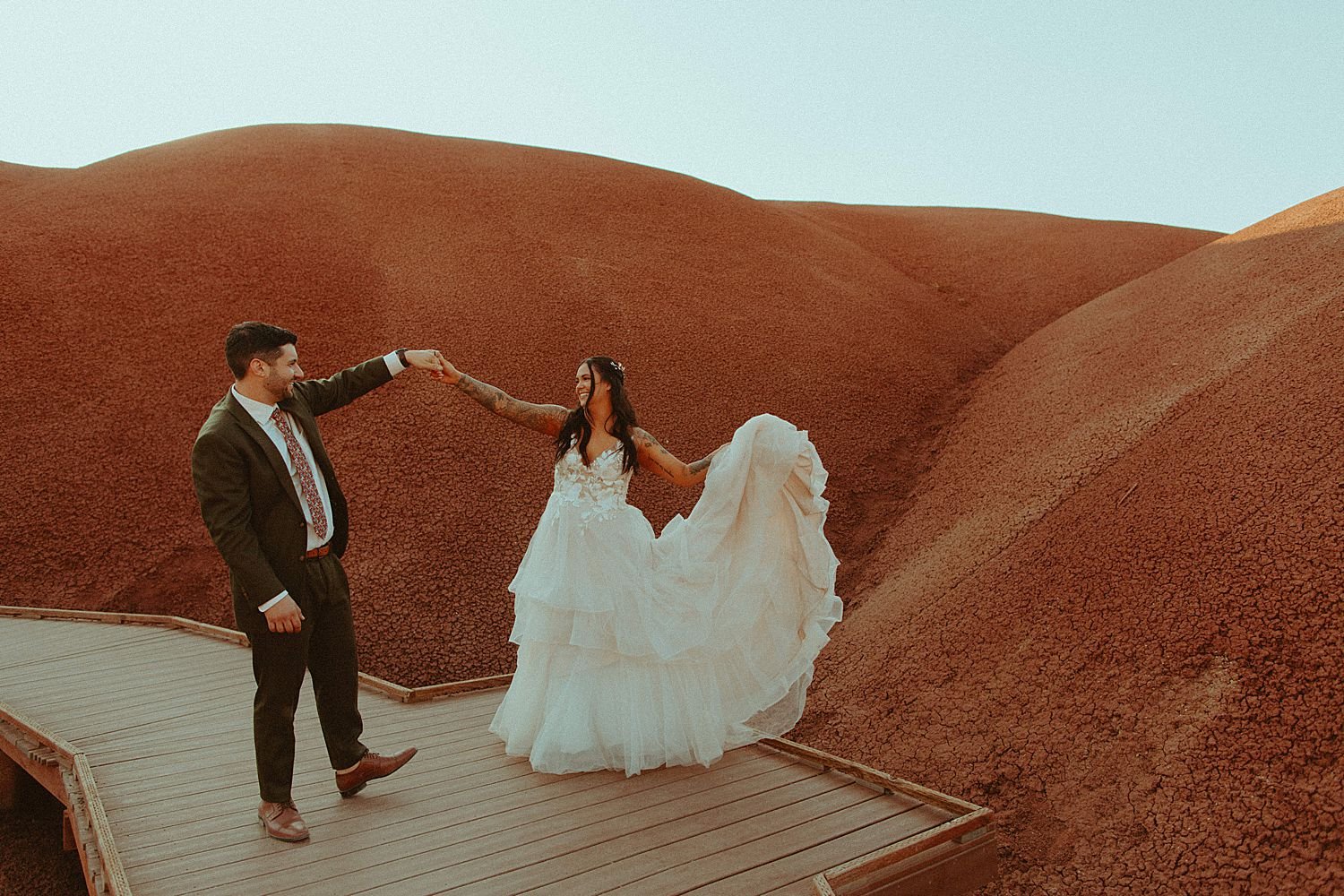 painted-hills-oregon-elopement_4769.jpg