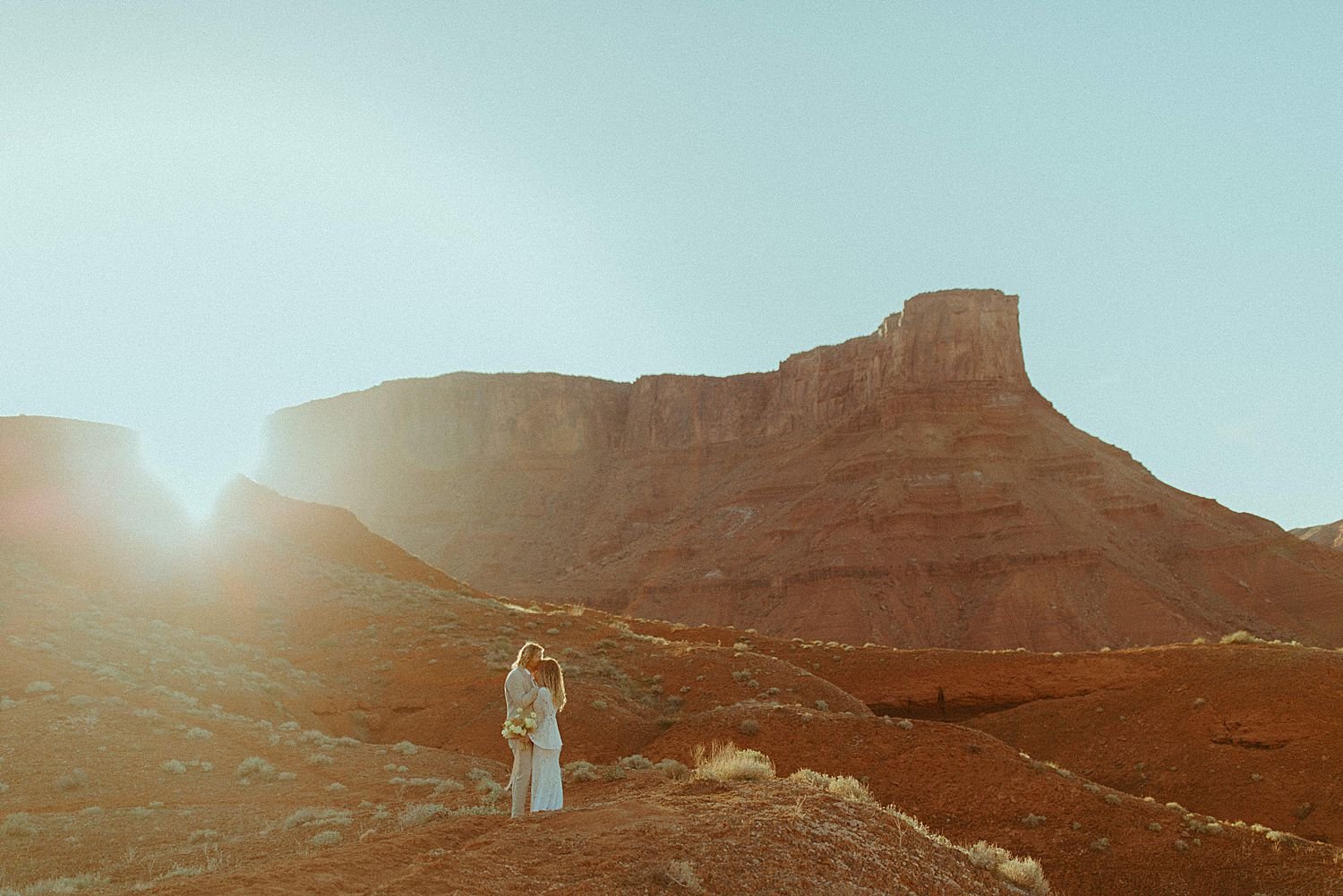 castle-valley-moab-elopement_5379.jpg