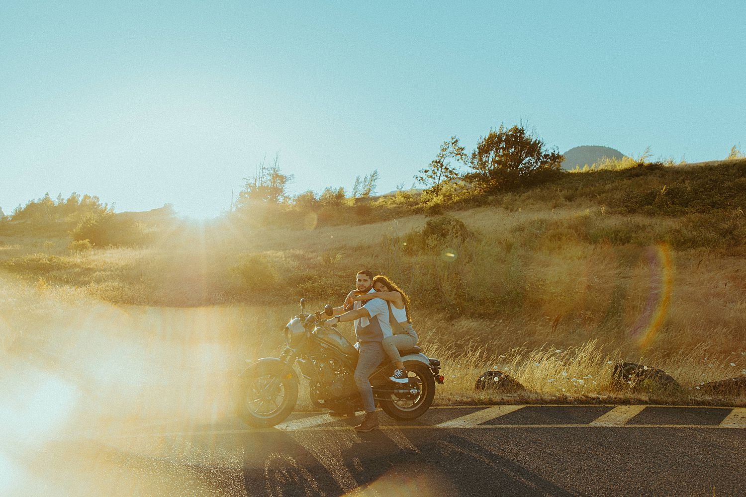 motorcycle-engagement-session-oregon_5464.jpg