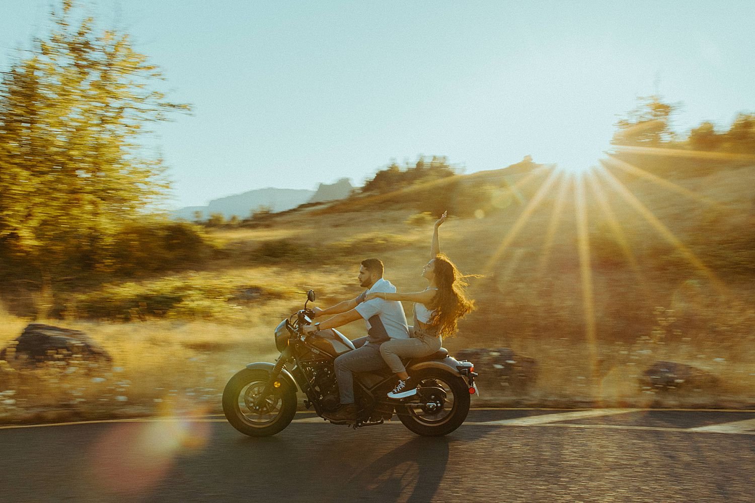 motorcycle-engagement-session-oregon_5467.jpg