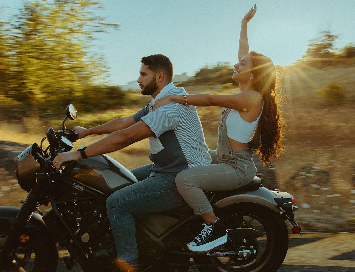 motorcycle-engagement-session-oregon_5470.jpg