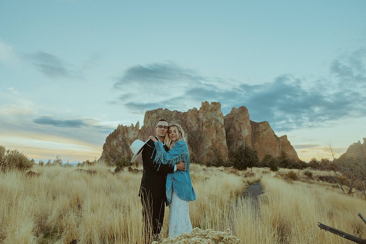 smith-rock-oregon-elopement_5993.jpg