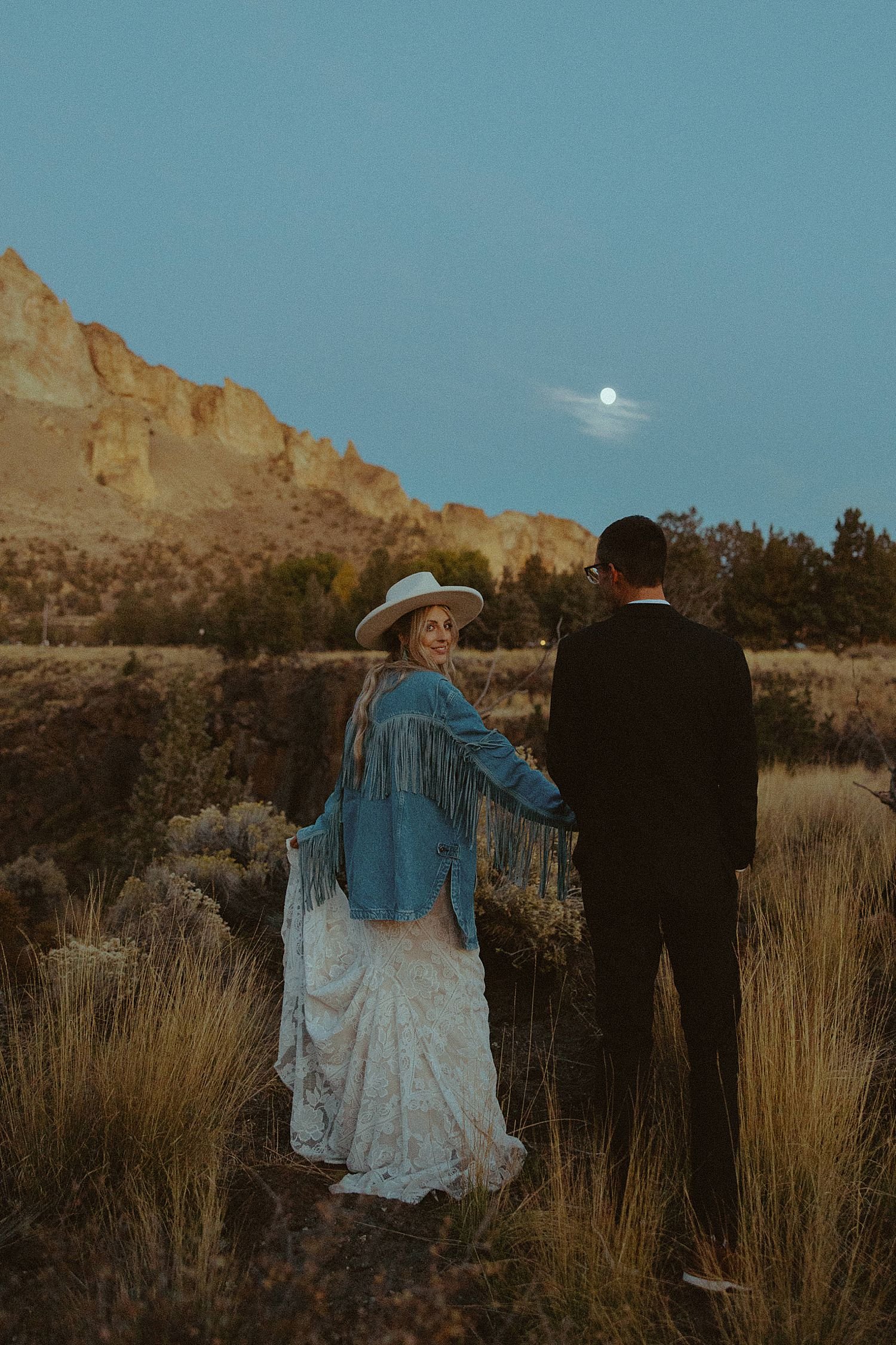 smith-rock-oregon-elopement_6005.jpg