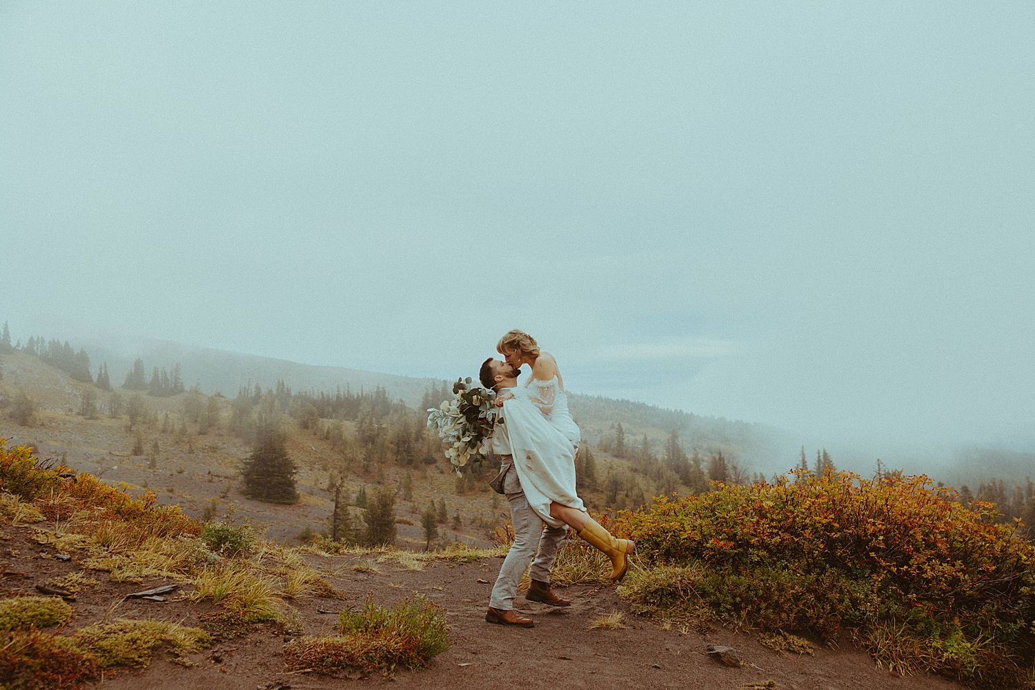 mount-hood-or-fall-elopement_6058.jpg