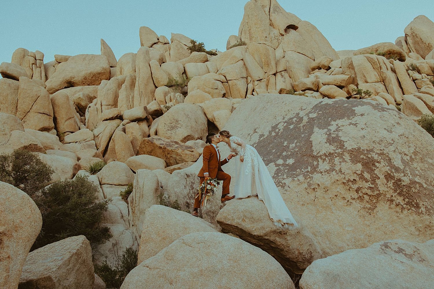 joshua-tree-ca-elopement_6178.jpg