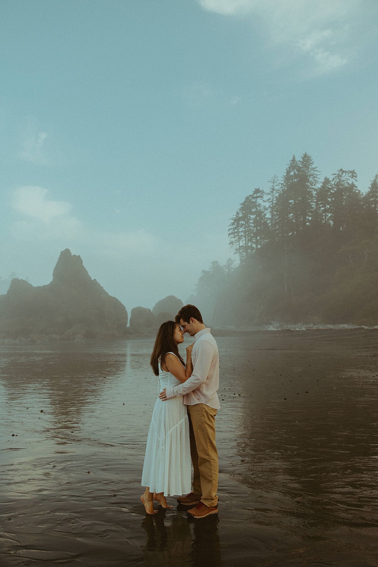 ruby-beach-washington-engagement-session_6390.jpg