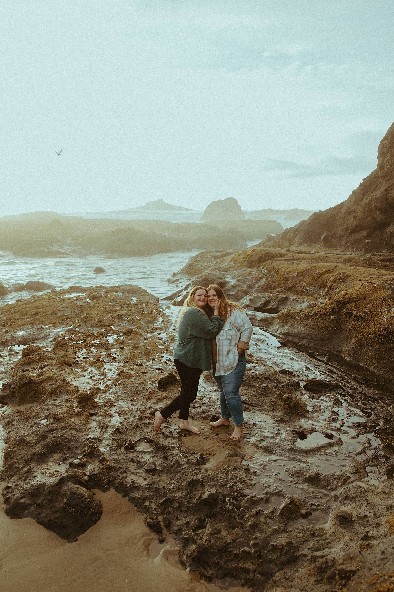 lincolon-city-oregon-coast-engagement-shoot_5817.jpg