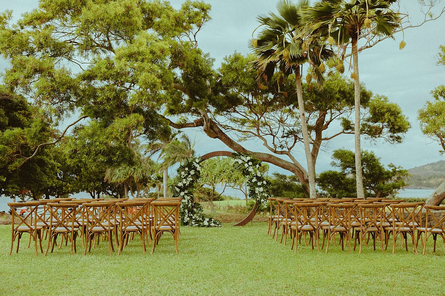 maui-pineapple-chapel-wedding_6432.jpg