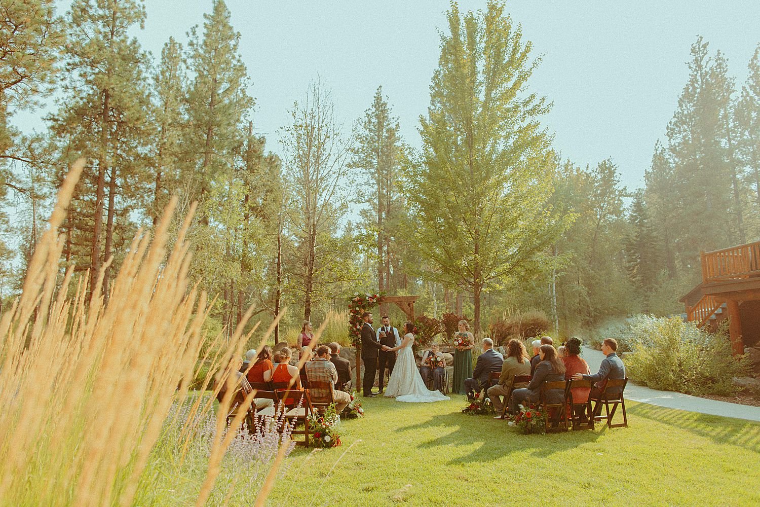 hamilton-montana-cabin-micro-wedding_4699.jpg