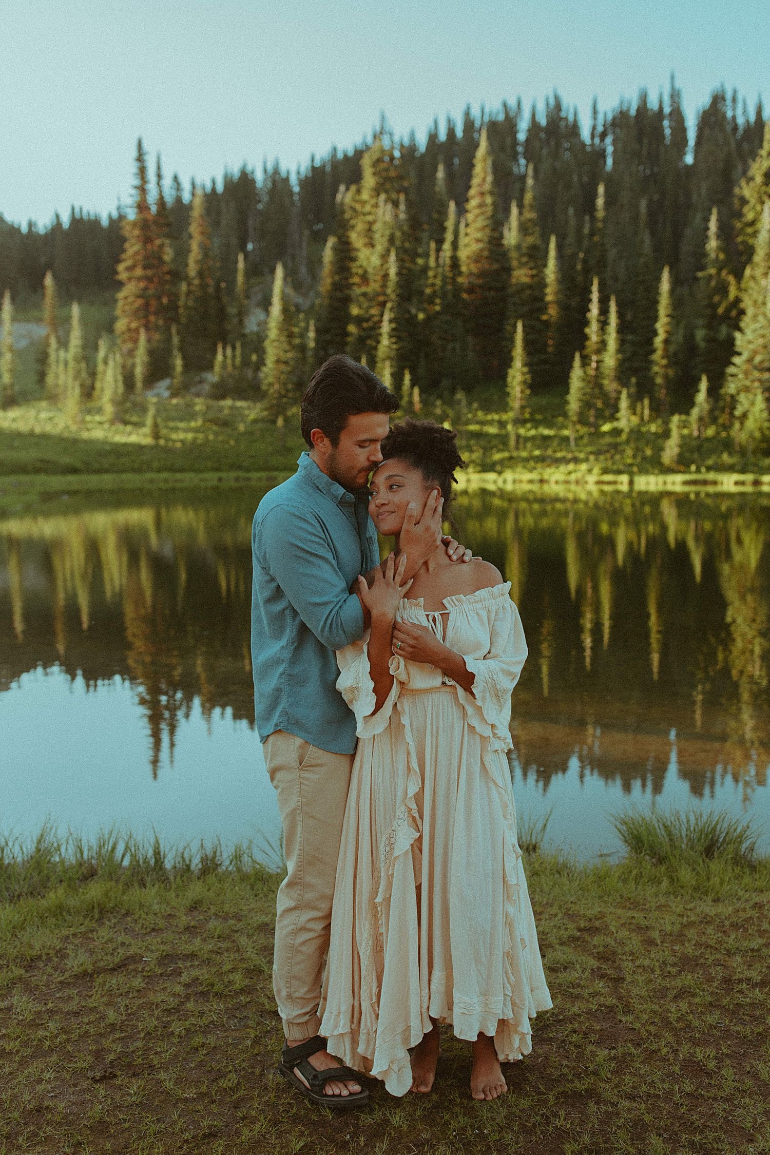 mount-rainier-summer-engagement-session_4619.jpg