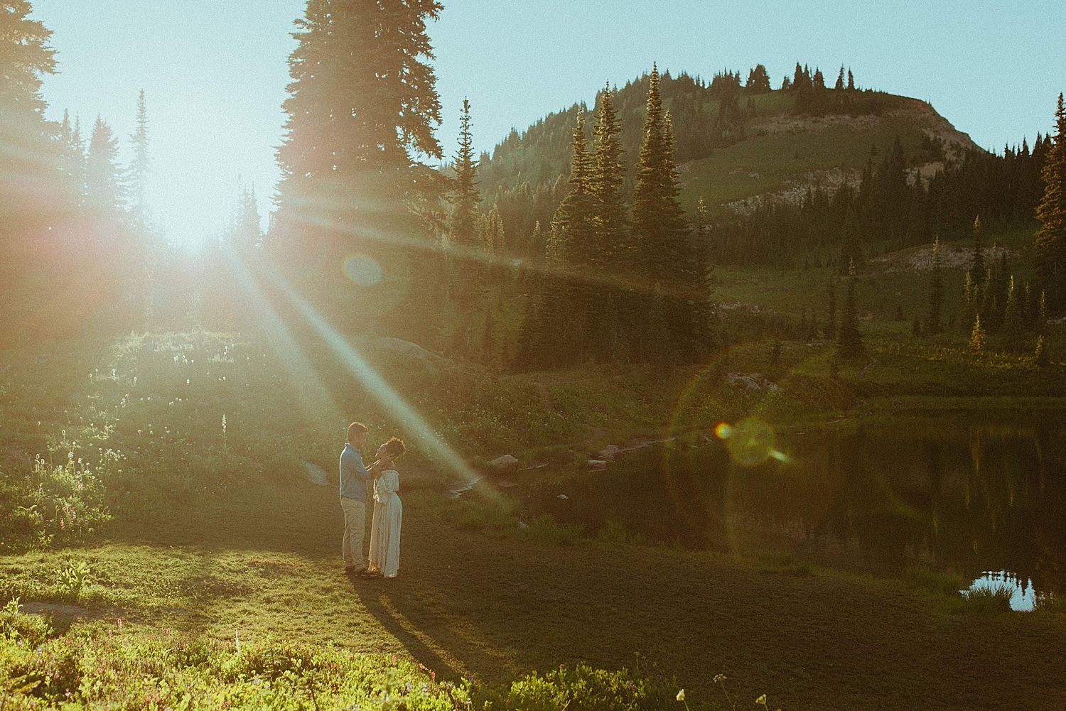 mount-rainier-summer-engagement-session_4628.jpg