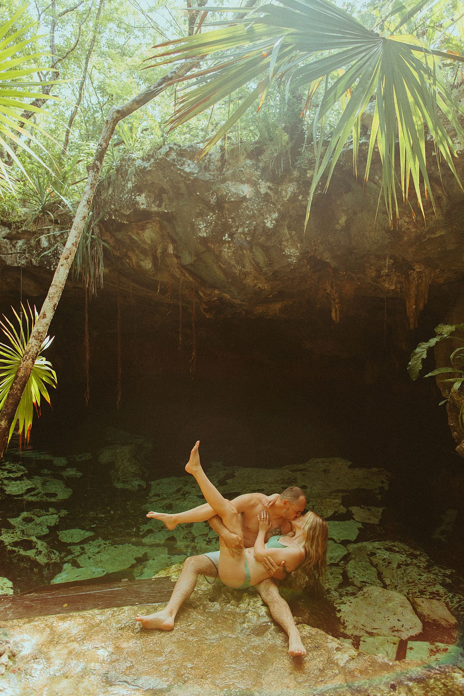 tulum-cenote-couples-photos_4323.jpg