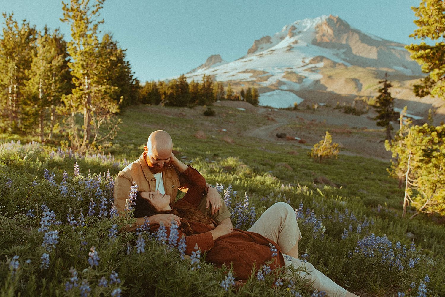 mount-hood-oregon-engagement-session_4100.jpg