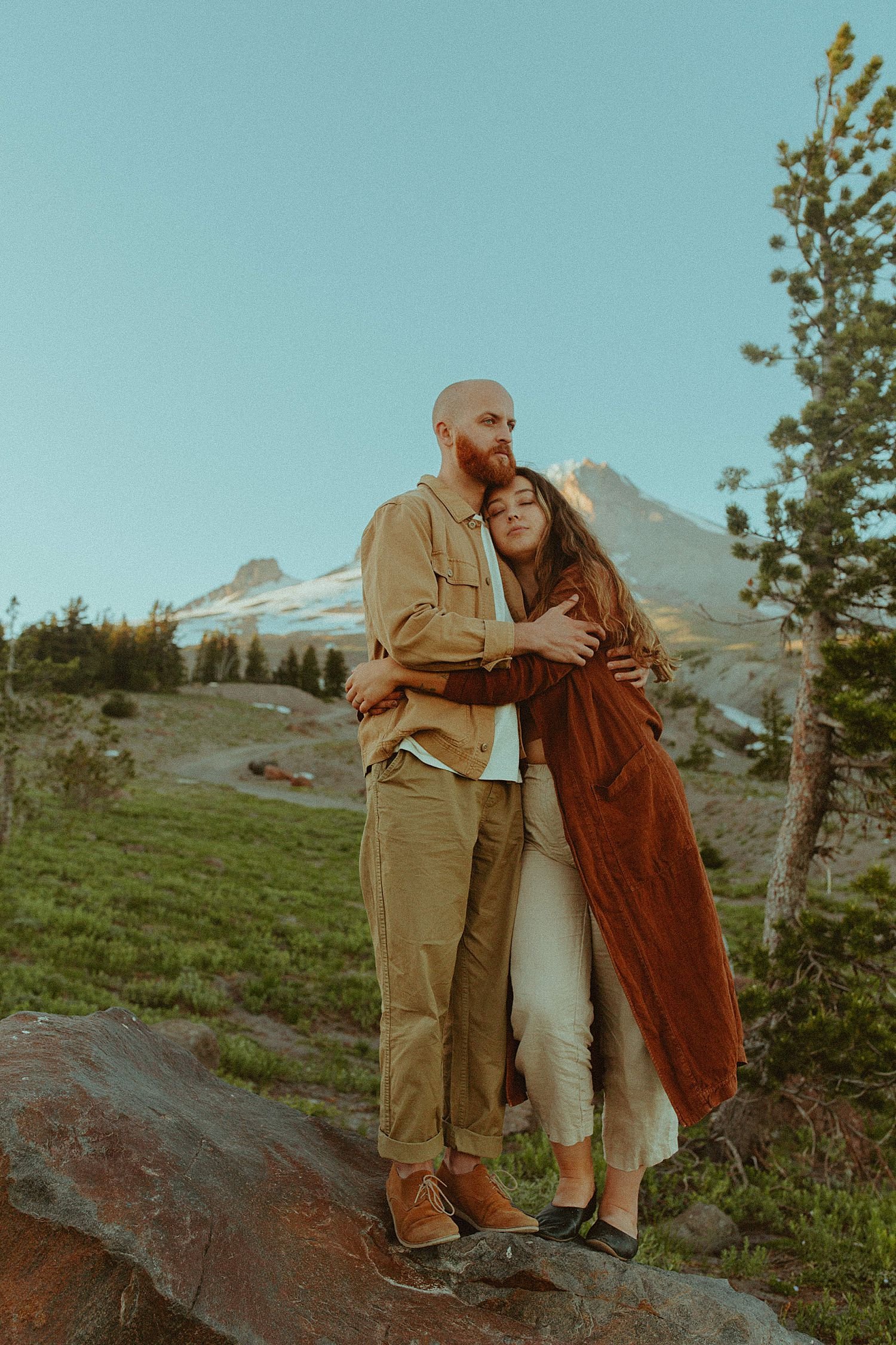 mount-hood-oregon-engagement-session_4122.jpg