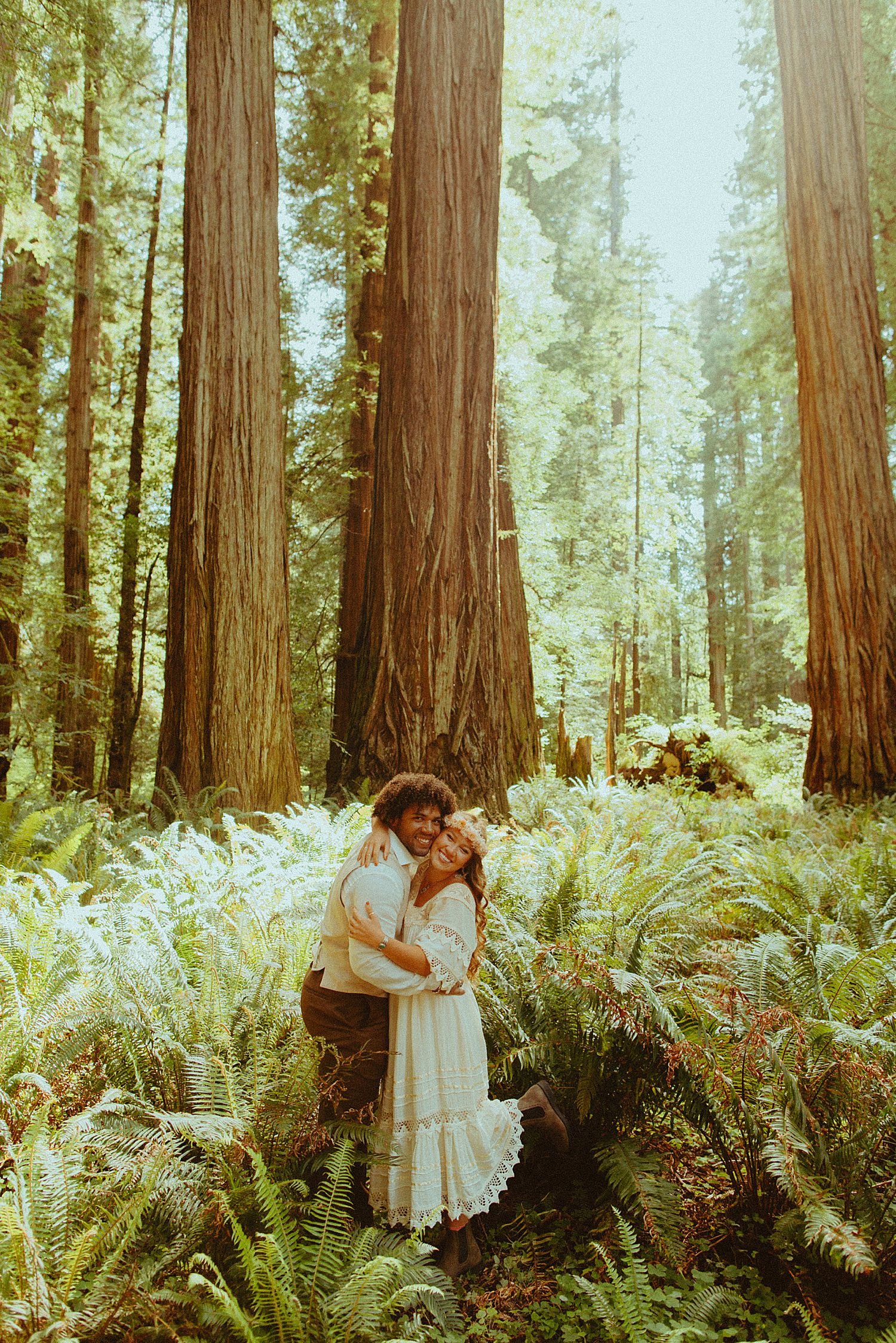 redwoods-elopement-oregon-coast-micro-wedding_3616.jpg