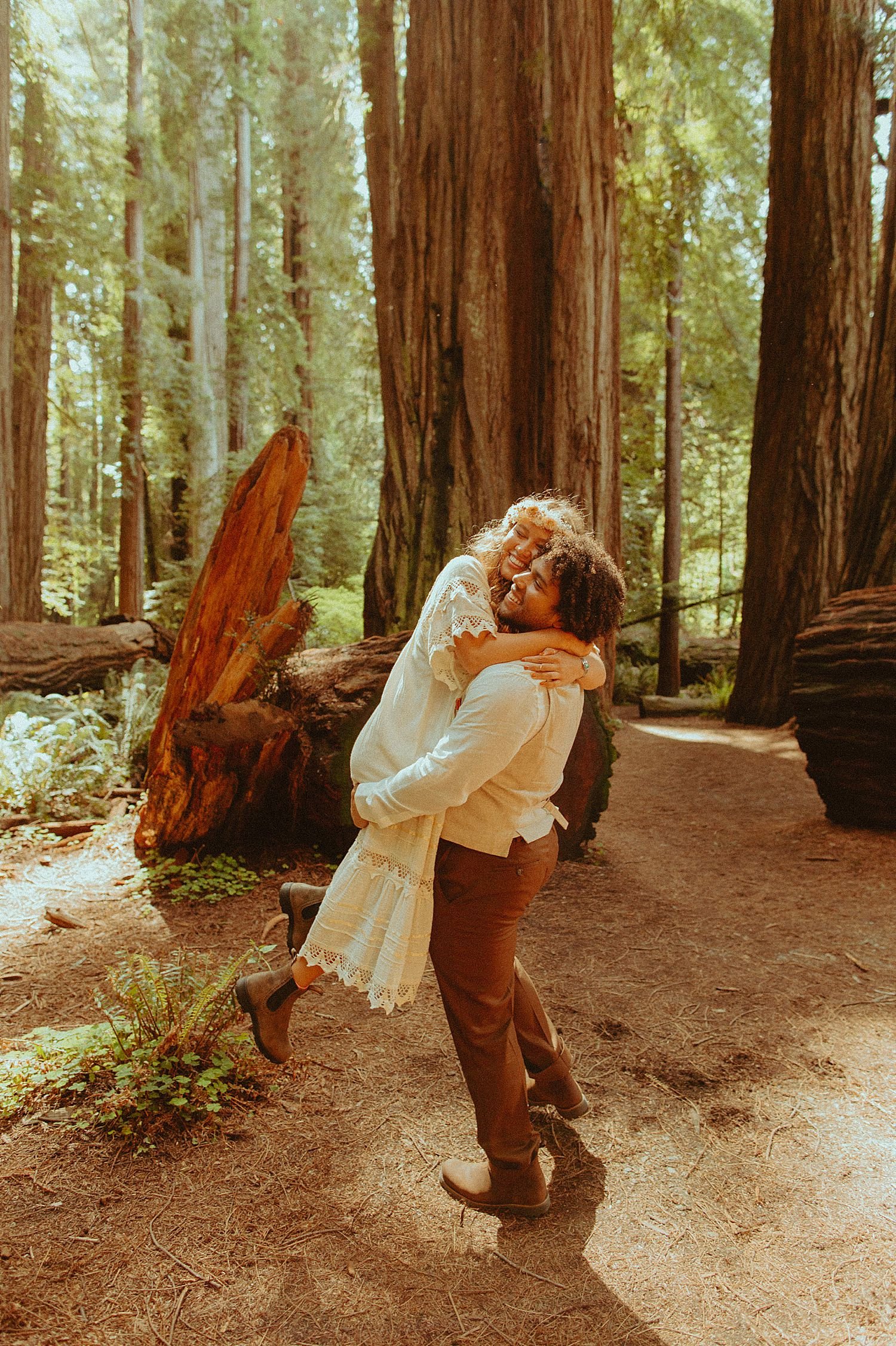redwoods-elopement-oregon-coast-micro-wedding_3622.jpg