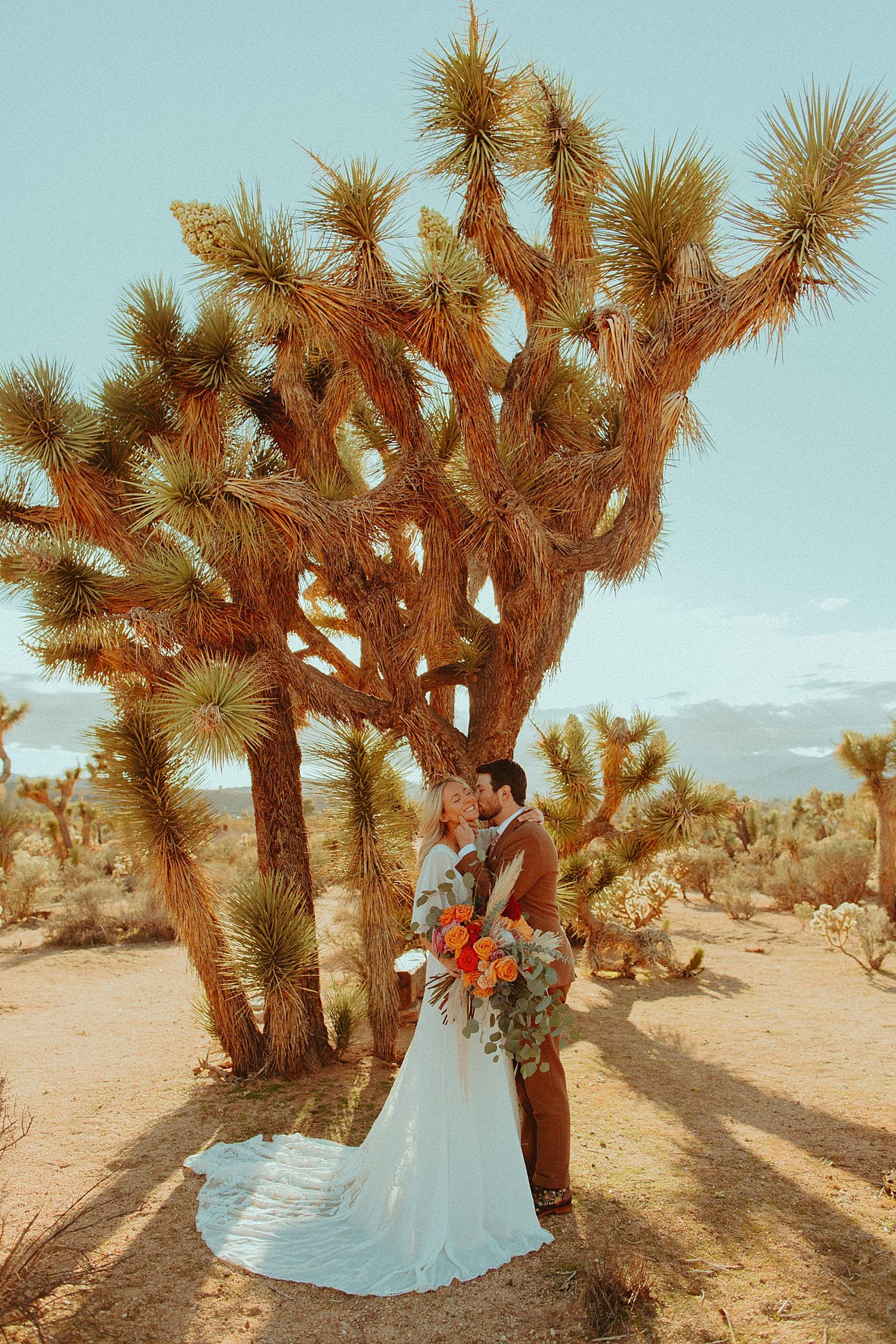 tumbleweed-sanctuary-wedding-joshua-tree_3179.jpg