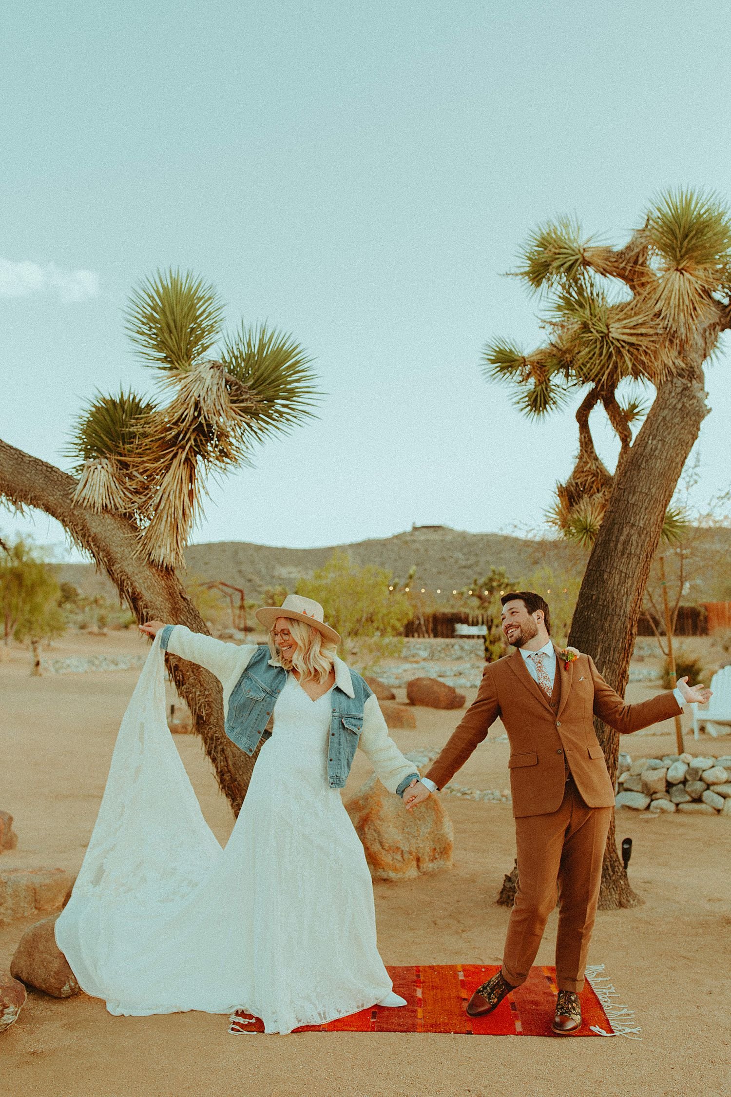 tumbleweed-sanctuary-wedding-joshua-tree_3193.jpg