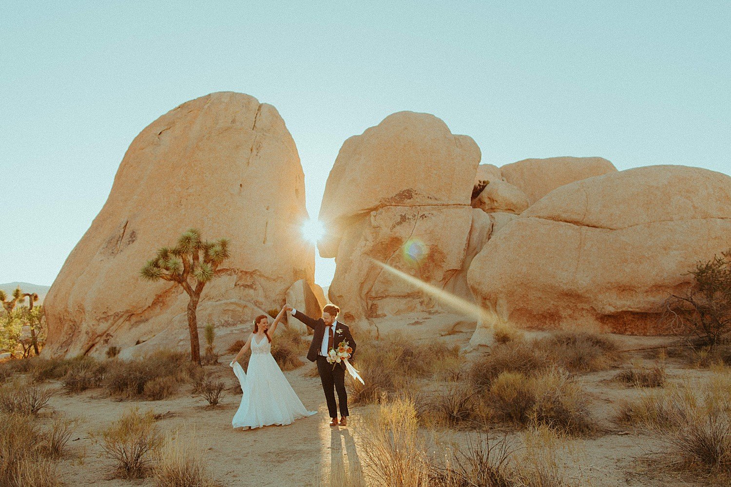 joshua-tree-tiny-wedding_2606.jpg