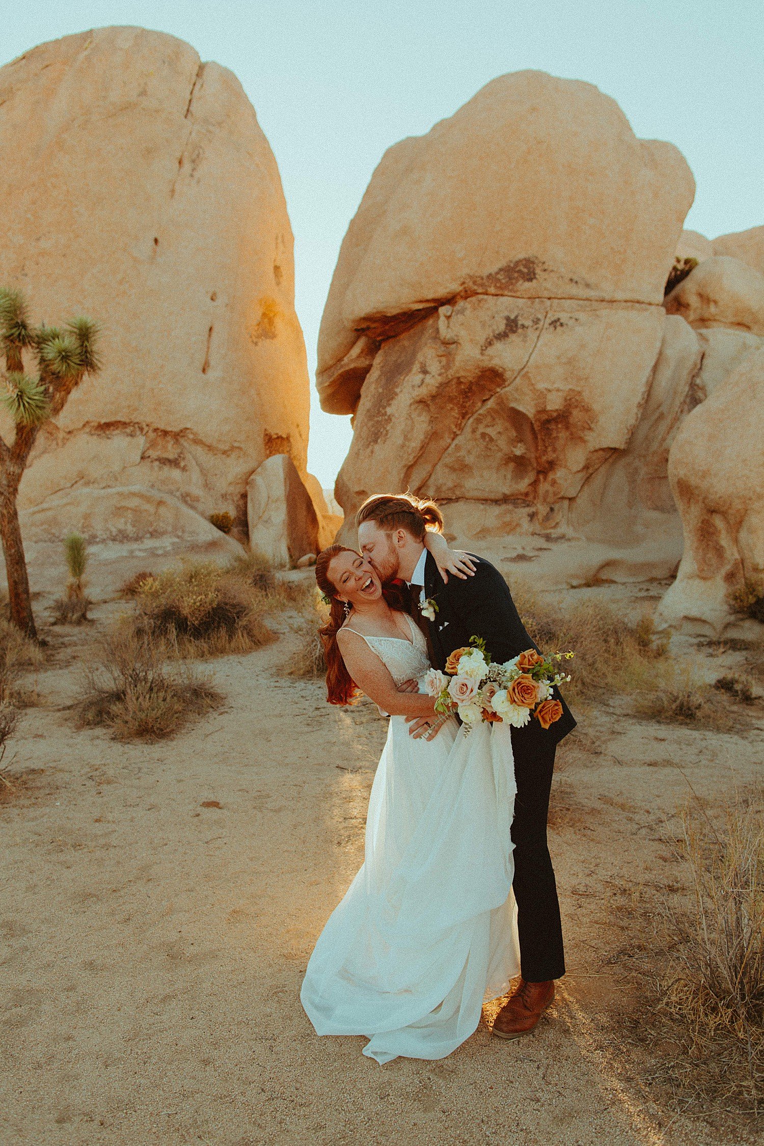 joshua-tree-tiny-wedding_2611.jpg