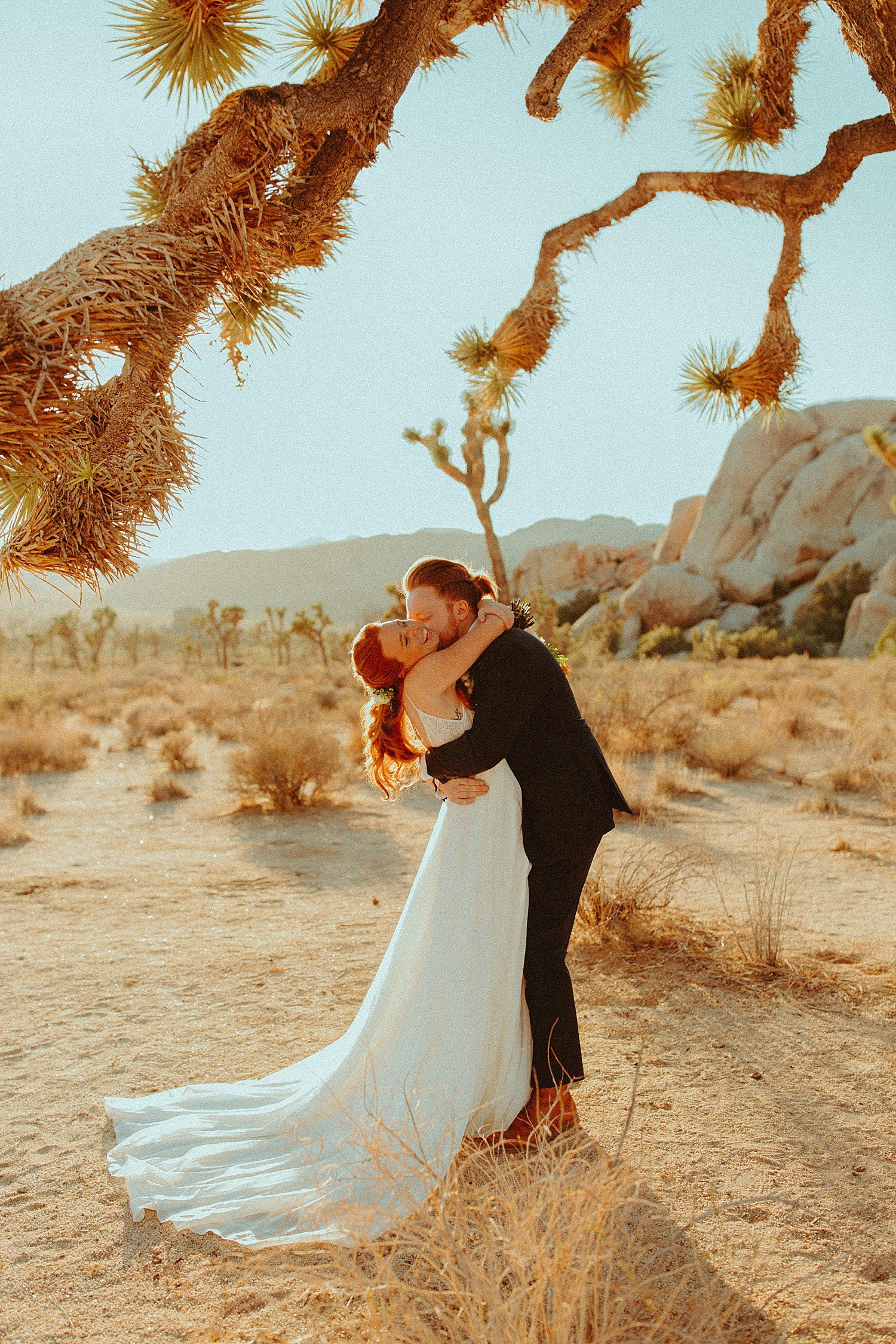 joshua-tree-tiny-wedding_2613.jpg