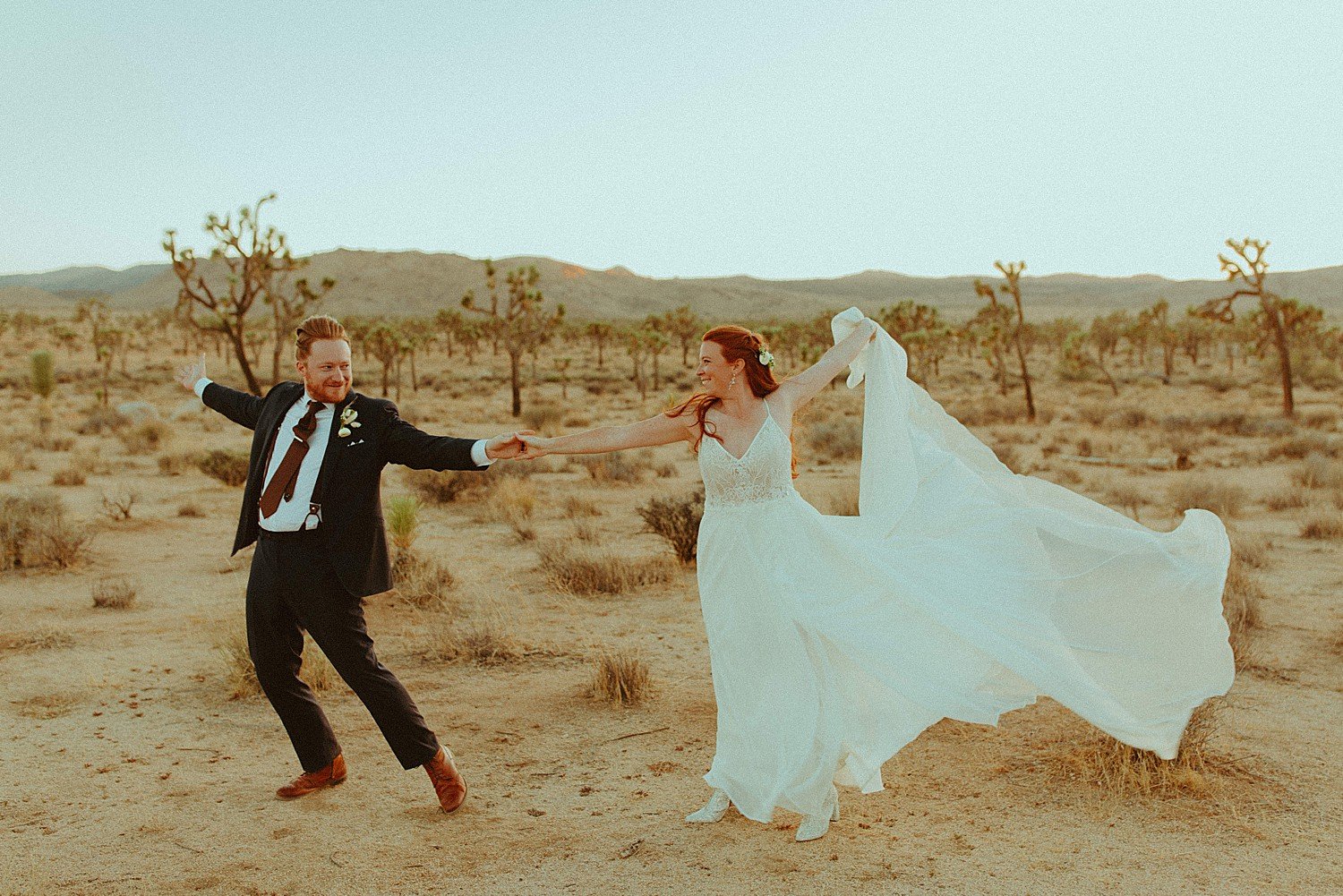 joshua-tree-tiny-wedding_2640.jpg