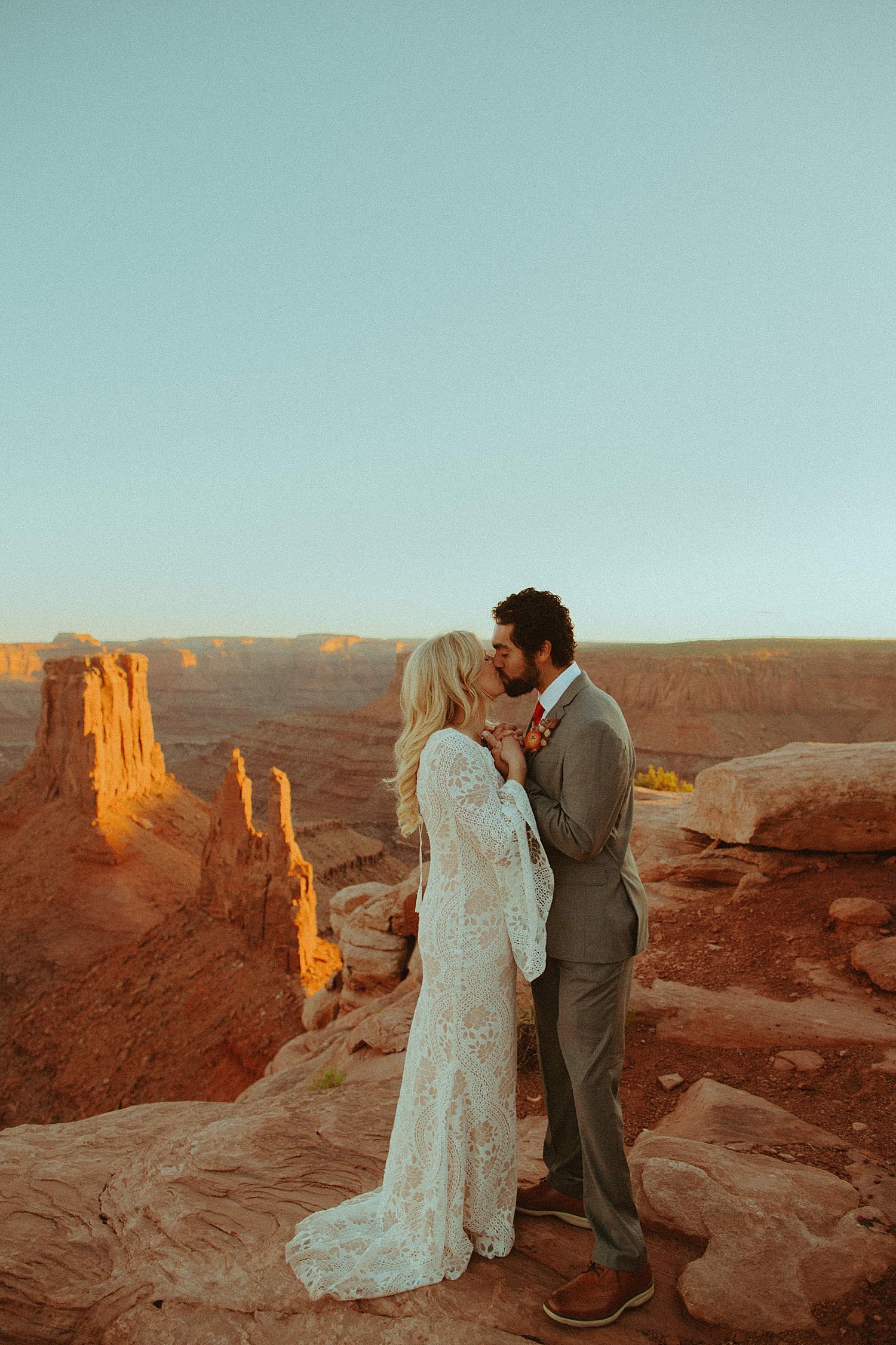 moab-utah-adventure-elopement_0408.jpg