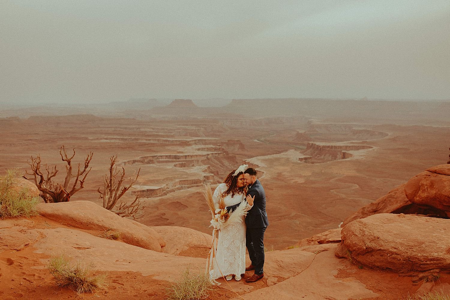 canyonlands-moab-utah-elopement_0278.jpg