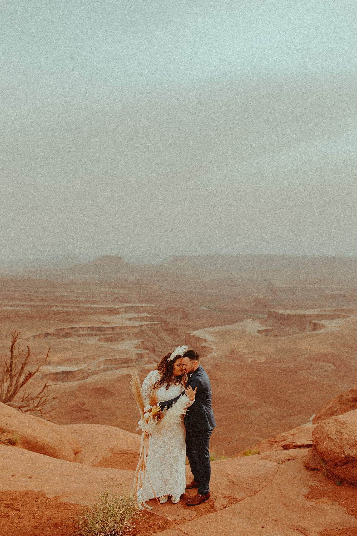 canyonlands-moab-utah-elopement_0279.jpg