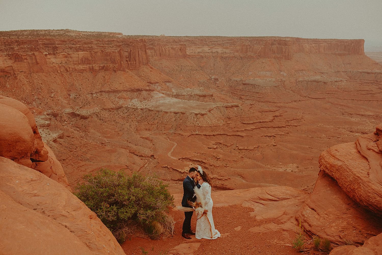 canyonlands-moab-utah-elopement_0311.jpg