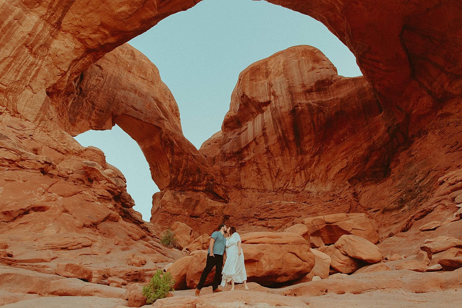 arches-national-park-engagement-session_0186.jpg