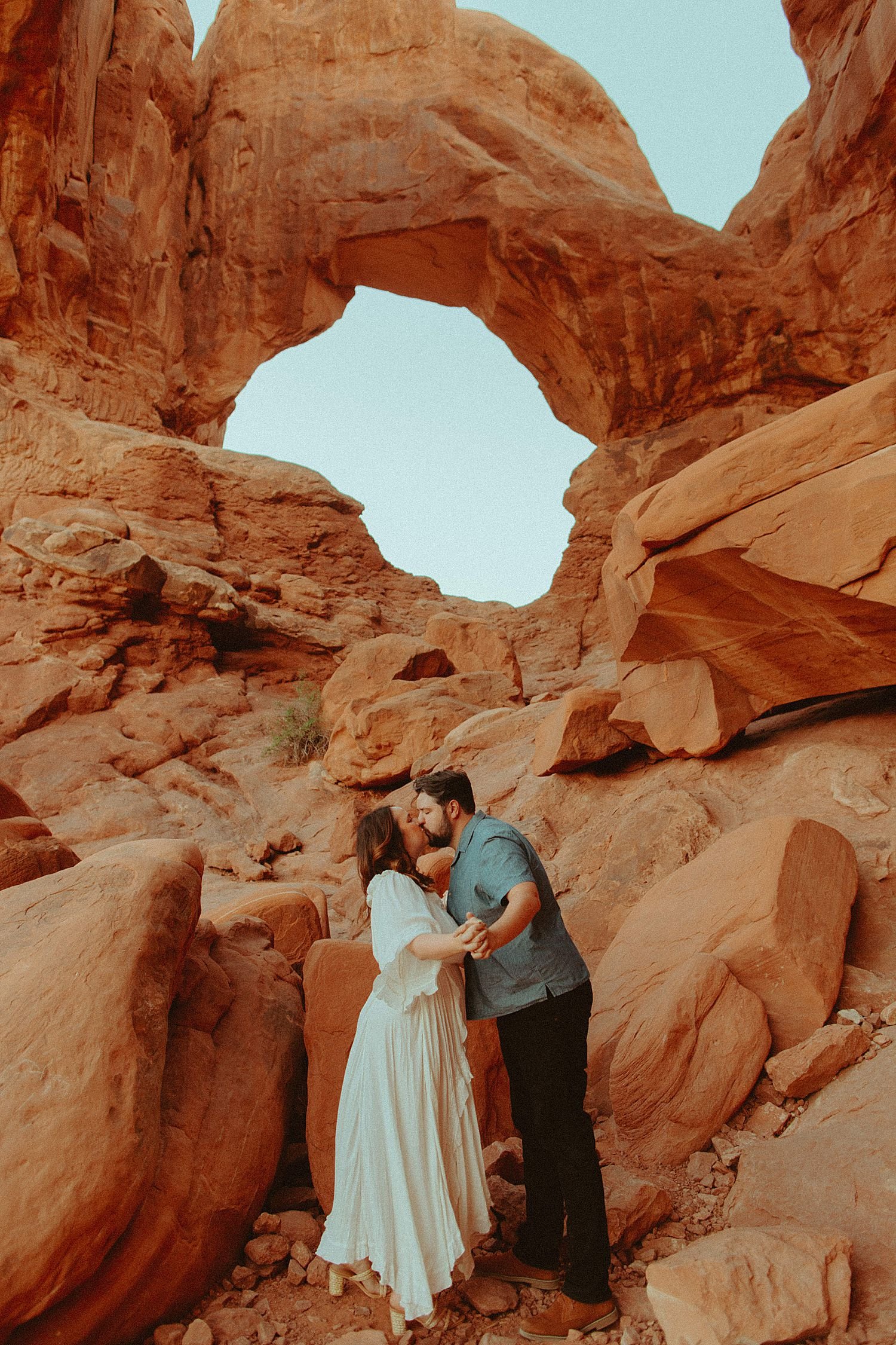 arches-national-park-engagement-session_0193.jpg
