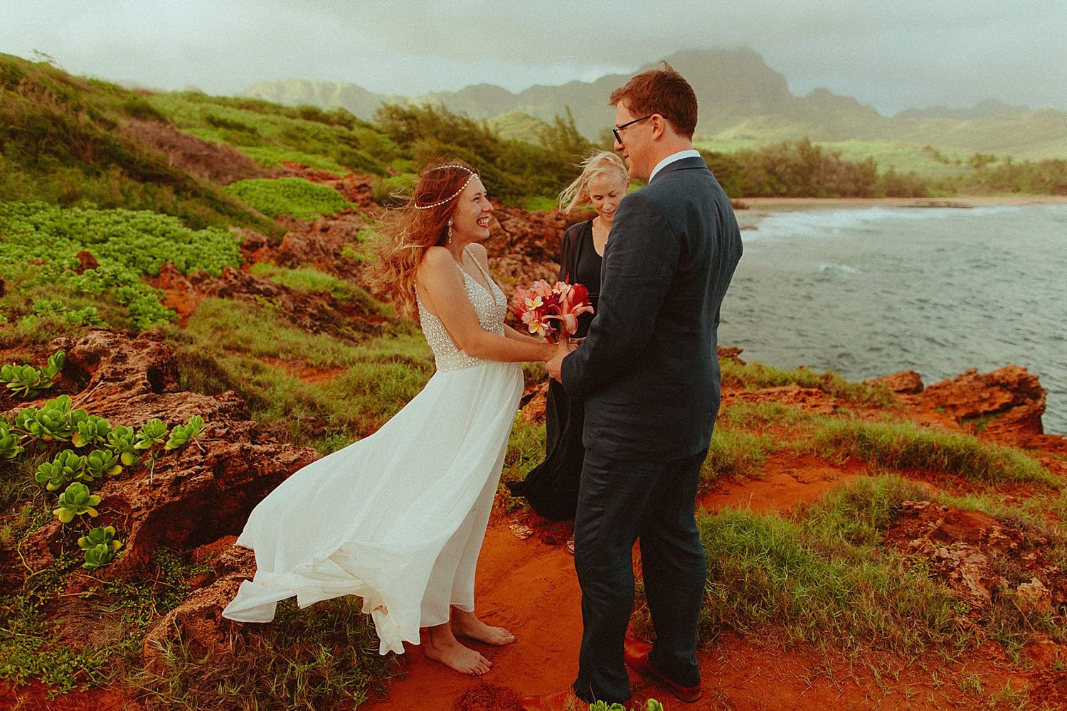 kauai-beach-elopement-photographer_8425.jpg