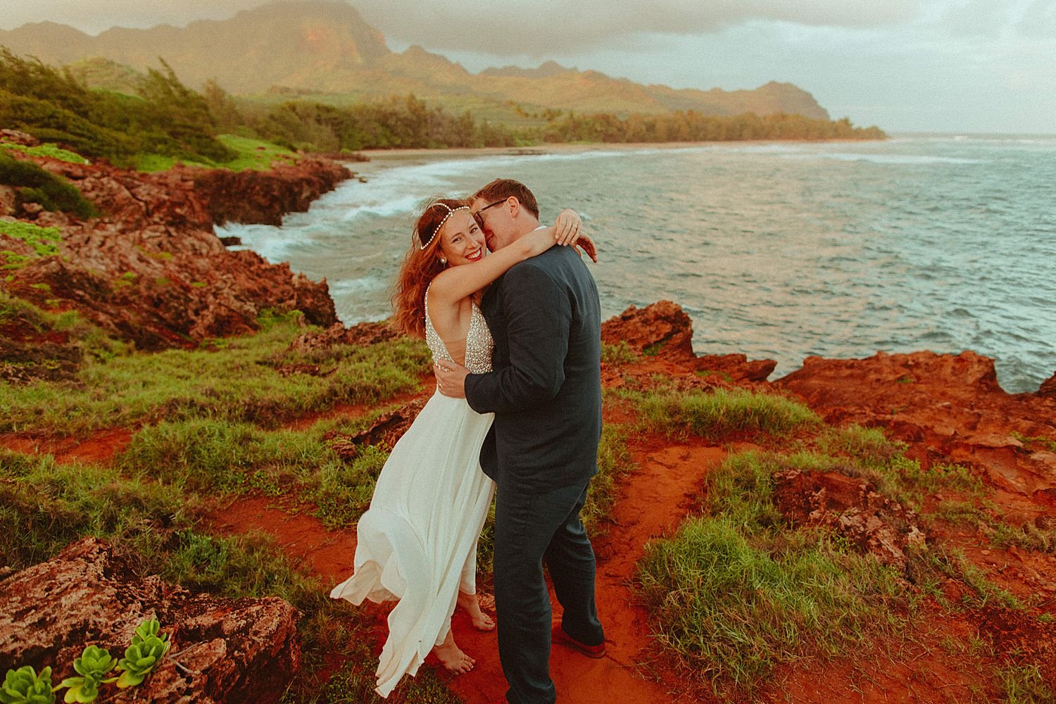 kauai-beach-elopement-photographer_8449.jpg