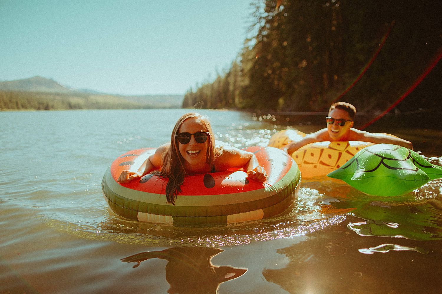 suttle-lake-swim-session-sisters-oregon_6750.jpg