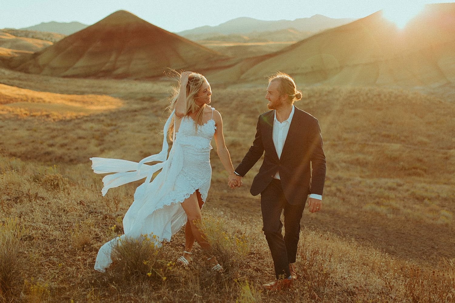 painted-hills-elopement_6837.jpg