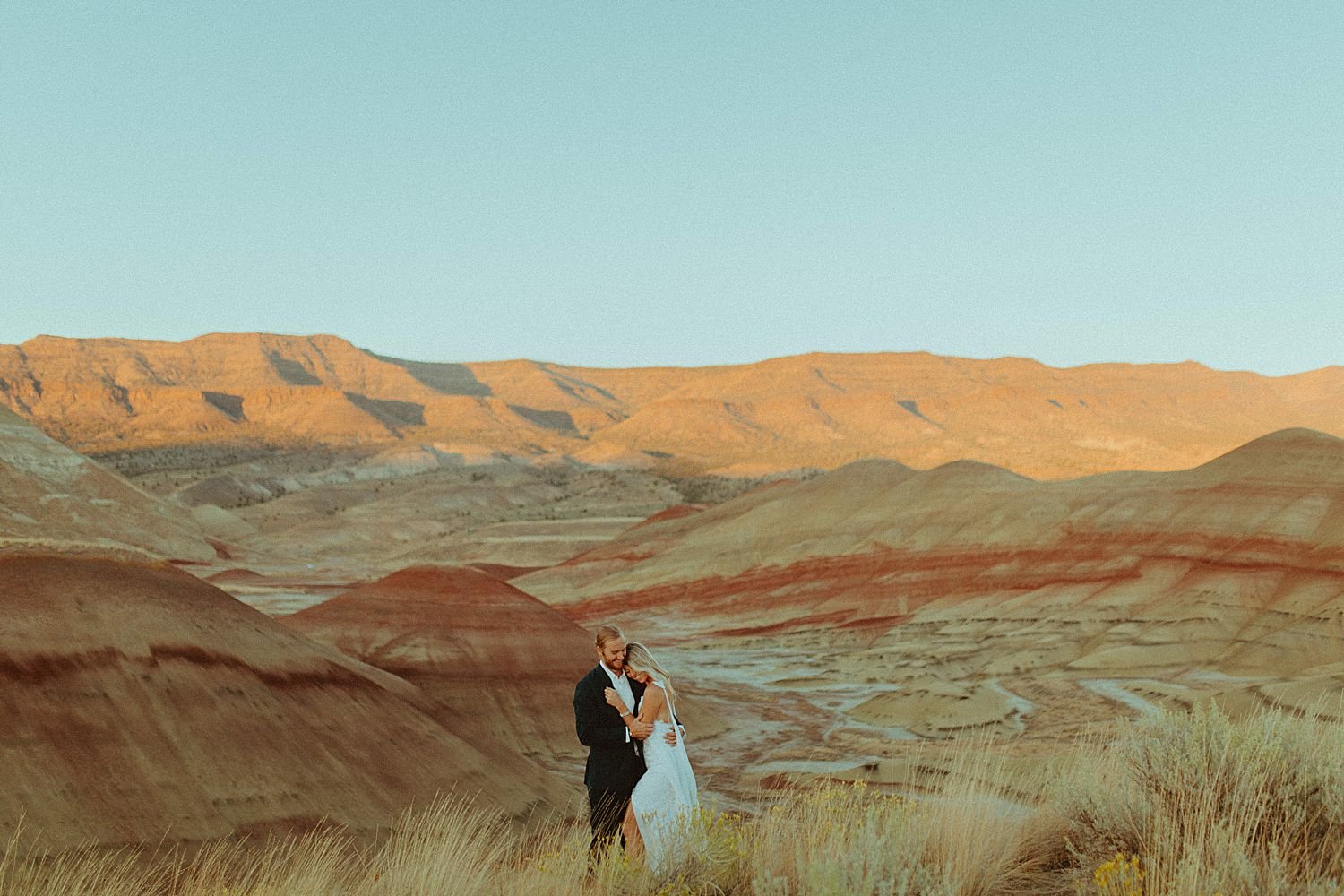 painted-hills-elopement_6851.jpg