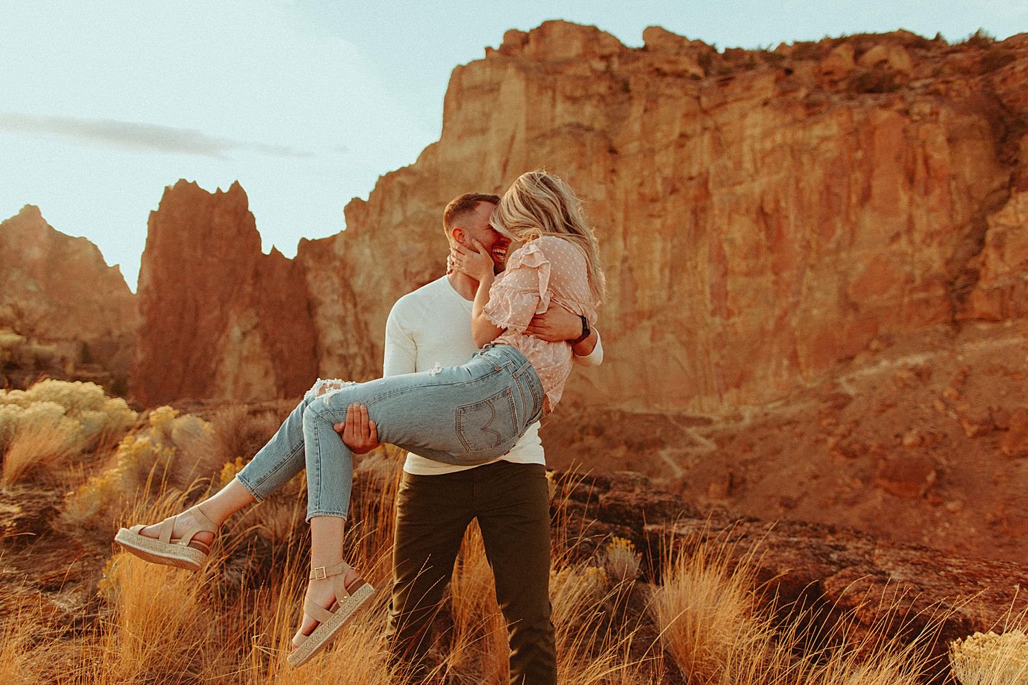 smith-rock-engagement-session_7443.jpg
