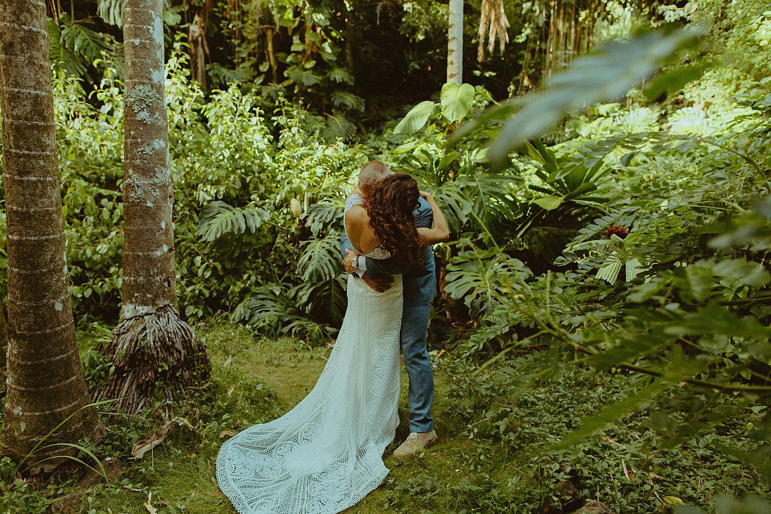 tropical-botanical-gardens-kauai-wedding_8308.jpg