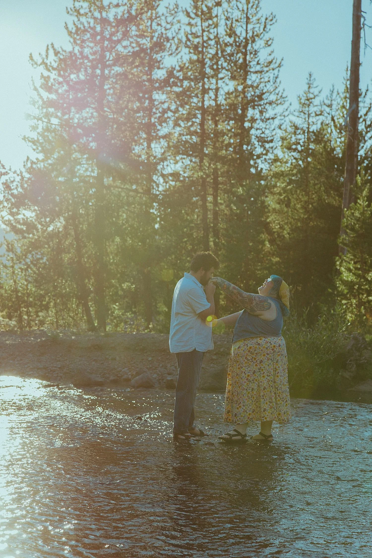 soda-creek-camping-couples-photos_1230.jpg