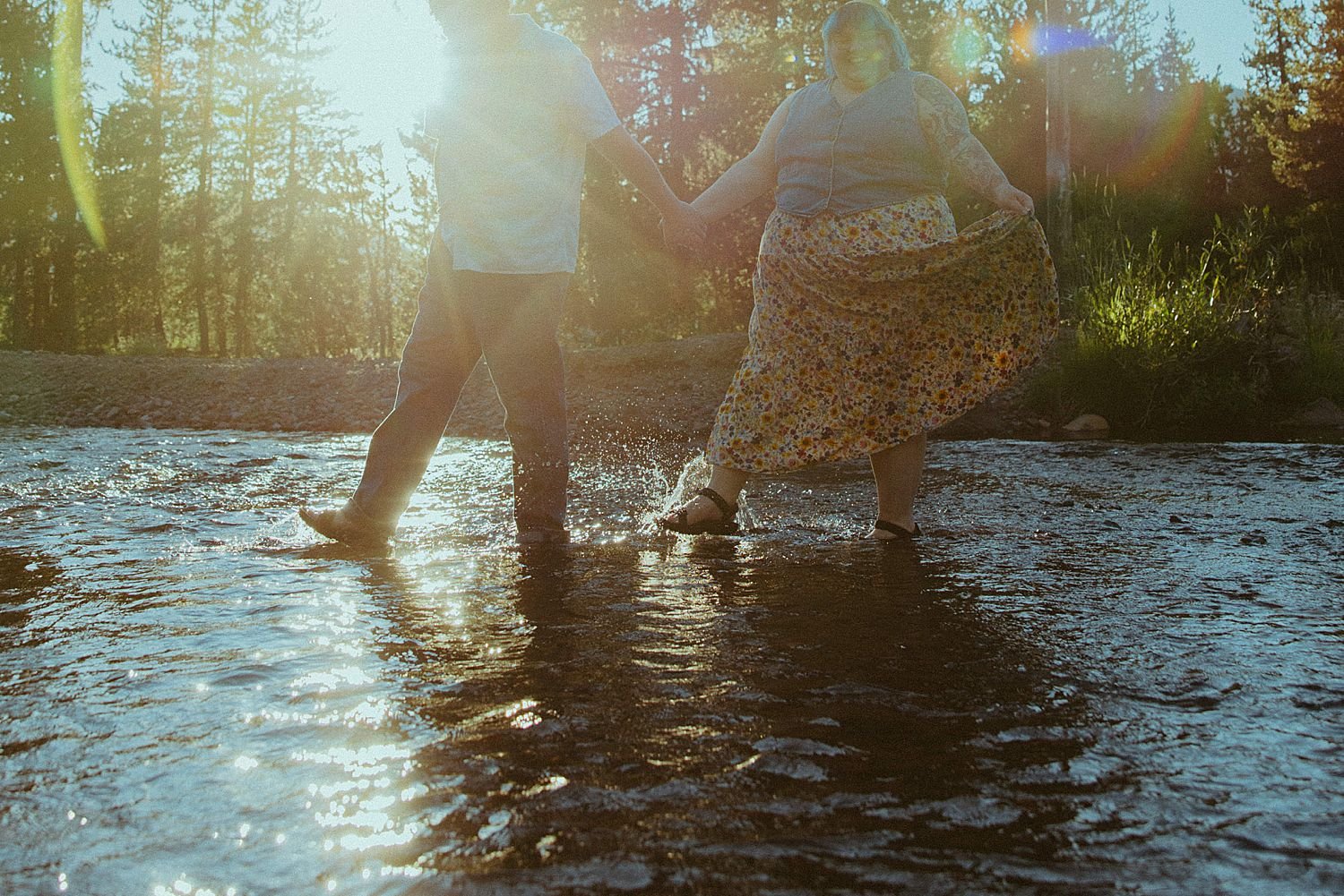 soda-creek-camping-couples-photos_1238.jpg