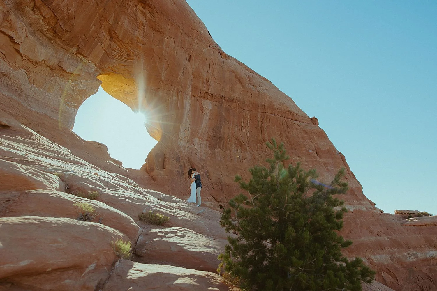 sunrise-arch-engagement-photos-moab-blm_1497.jpg