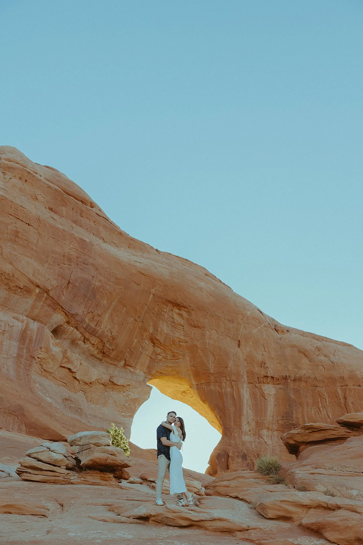 sunrise-arch-engagement-photos-moab-blm_1501.jpg